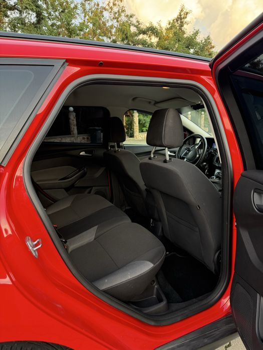 FORD Focus 2014 — imagine 4