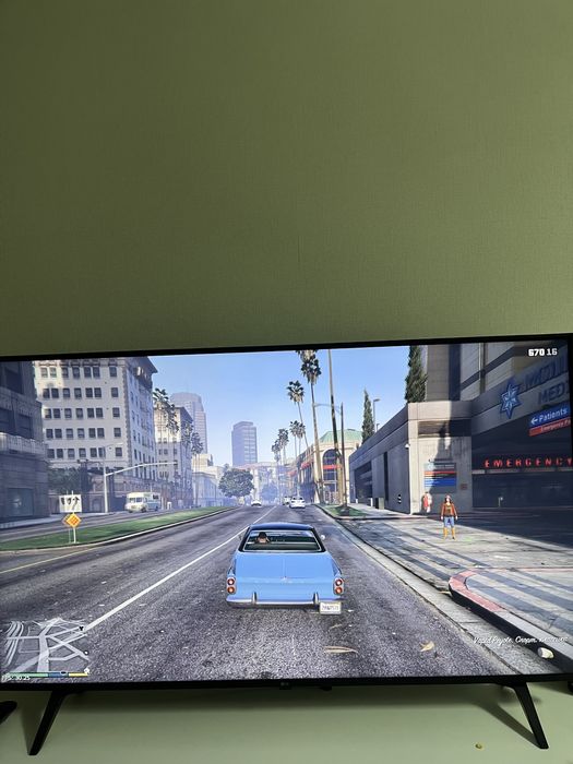 Плейстейшн 4 и 14 игр