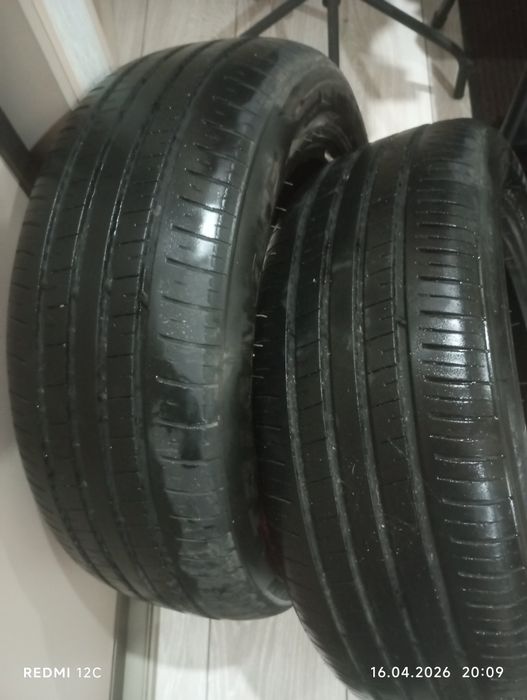 Автошины 2шт.. срочно прлдаю