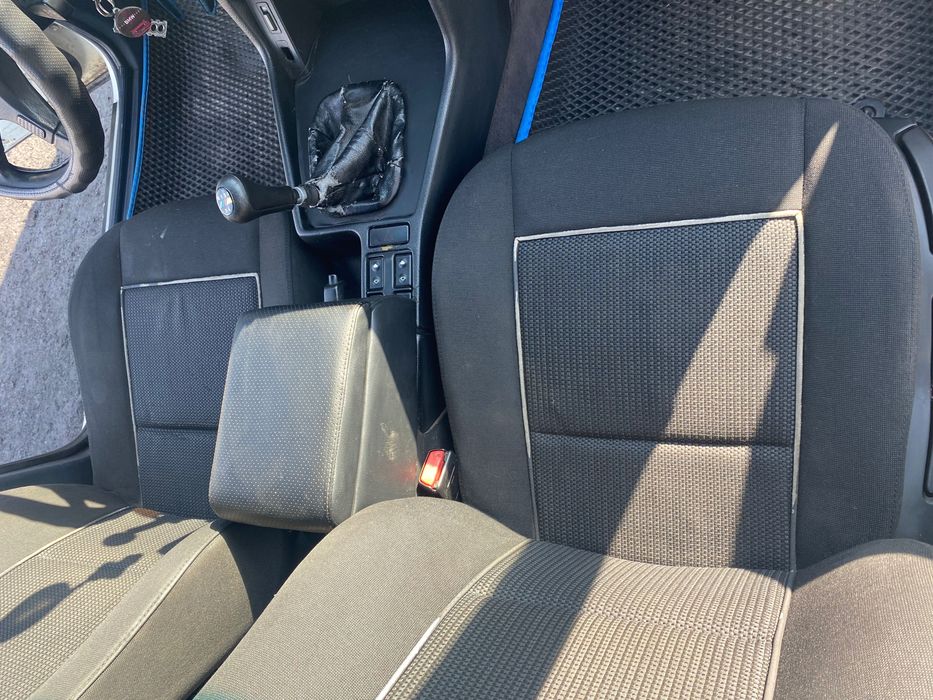 Продам BMW 525..