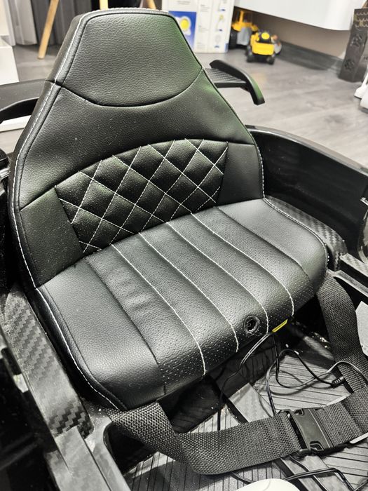 Акомулаторна кола Mercedes GT63 amg