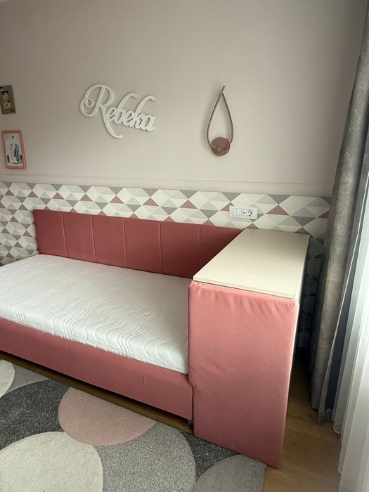 Vand 2 paturi de o persoana 90cm