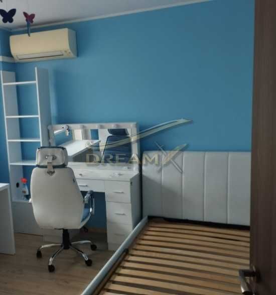 Дава се под наем етаж от къща в Смирненски!  71866557