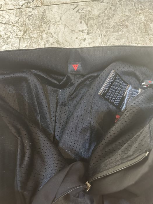Pantaloni Dainese pentru motor