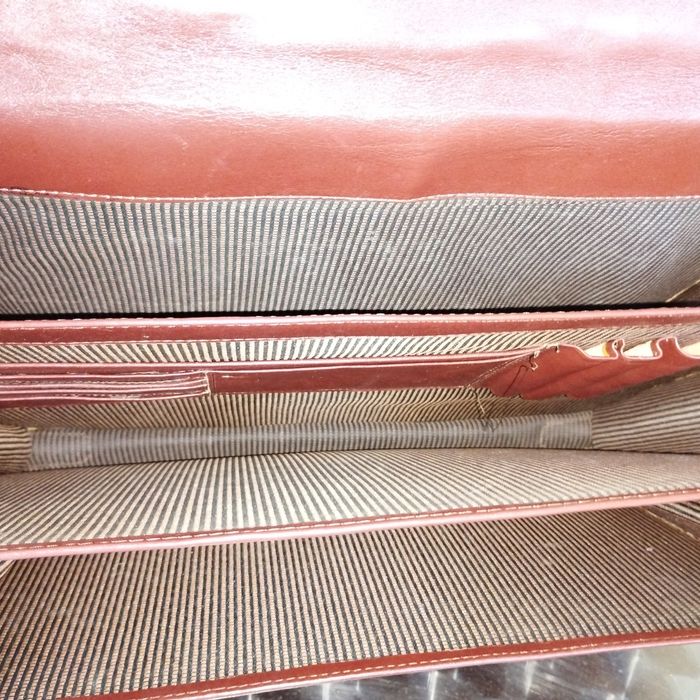 Мъжка чанта за документи