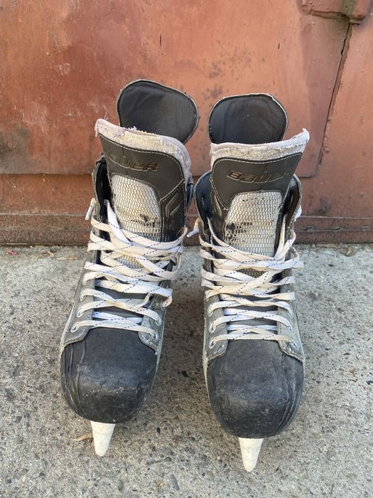 Коньки Bauer 43-44 размер, 8000тг