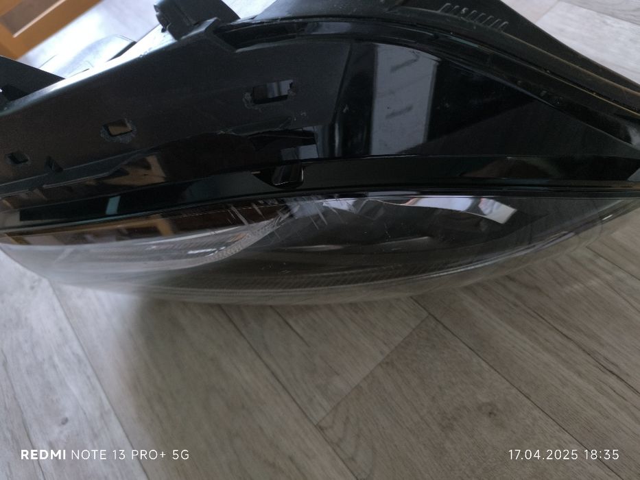 Продавам оборудван Фар за Mercedes- Benz AMG GT R190  C190