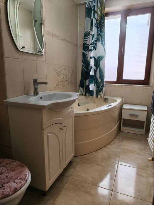 Apartament 2 Camere decomandat,La 100m de Mcdonalds,Spital,Poliție,Facultate,Etaj 3 din10