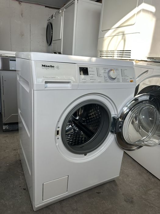 Пералня +гаранция 1 година. MIELE ПЧЕЛНА ПИТА. КЛАС А 8 кг. Безплатна доставка за София