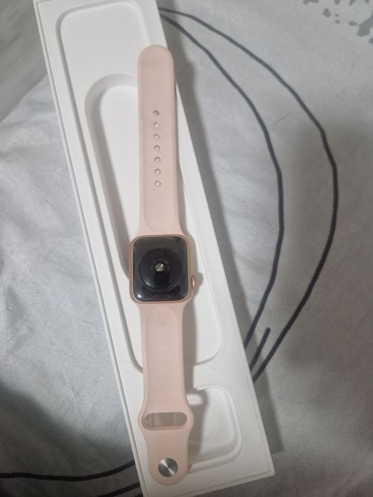 Apple watch se 40mm gold alu pink