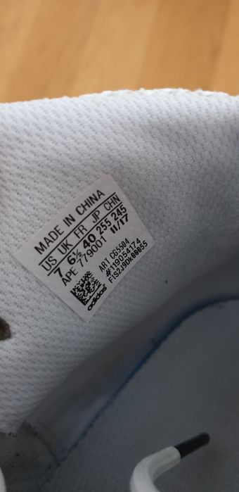 Ghete Adidas mărimea 40, material textil, ptr. copii