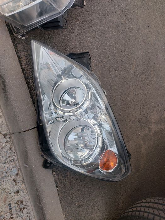 Faruri stanga dreapta opel astra h