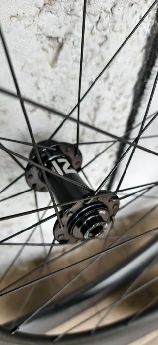 Карбонови Novatec R4 Disc CL Carbon Wheelset 12x100/12x142 Shimano HG