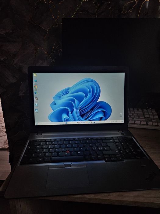 Лаптоп lenovo E570 може и бартер за процесор AMD