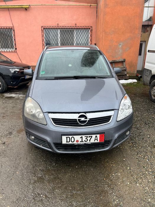 Opel zafira 1.9 cdti
