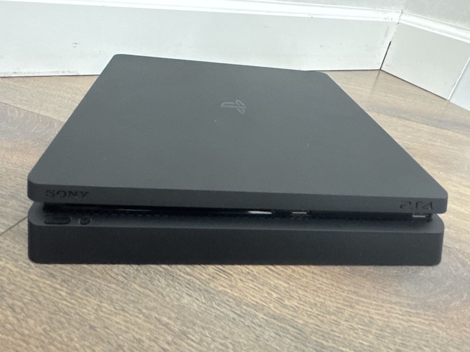 Playstation4 продаю срочно