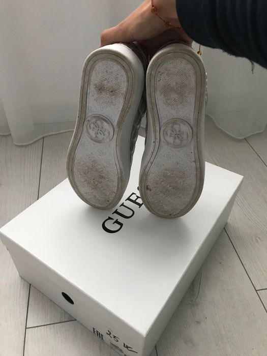Tenisi Guess marimea 37