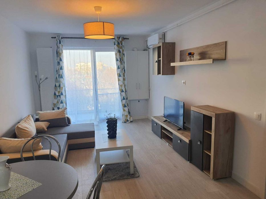 Inchiriez Apartament 2 Camere + Parcare Demisol