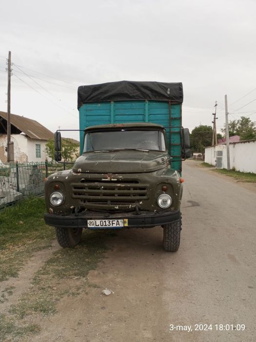 Moshinani nomi Zil 130