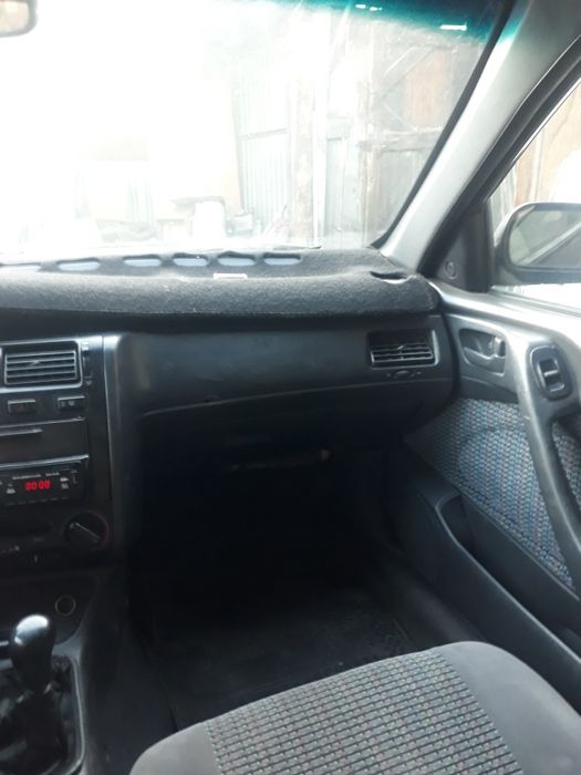 Продам  тайота карина Е