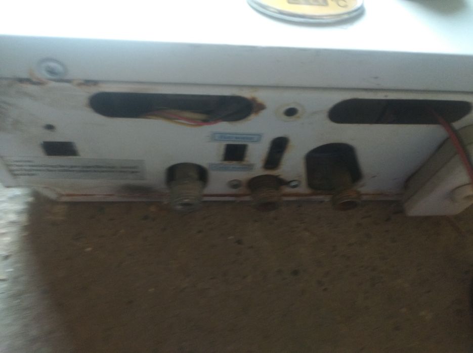 Продаетс газовая колонка