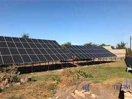 Quyosh panellari ustanovkasi