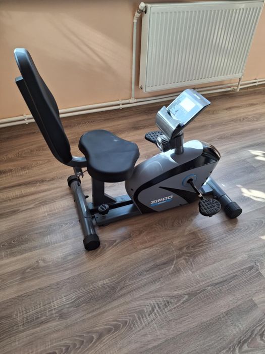 Vând bicicleta fitness