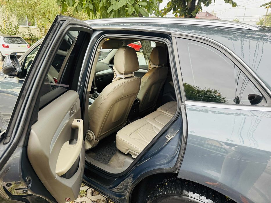 Audi Q5 2.0 diesel !!!