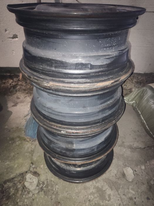 Диски штамп. На 15.