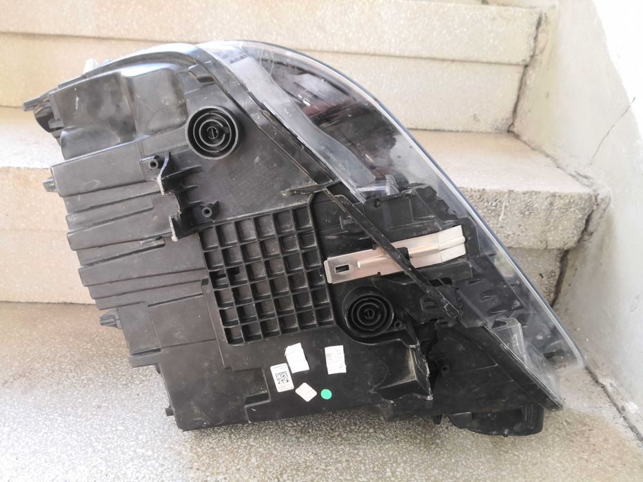 Фар BMW X1 F48 LED десен/Фар БМВ Х1 Ф48/Фар BMW F48 Оригинален