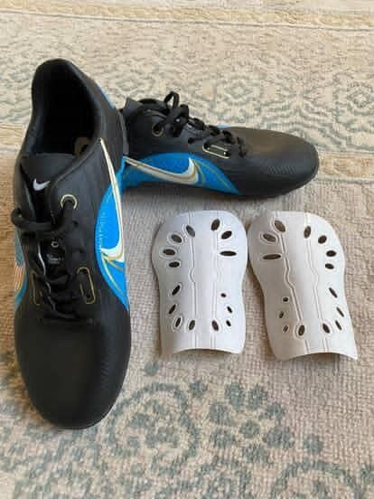 Бутсы салтылады (сороконожки)