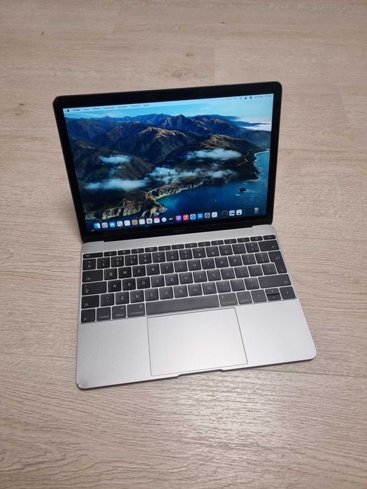 Laptop Macbook 12", Intel Core M, 8 GB ram, SSD 256 GB