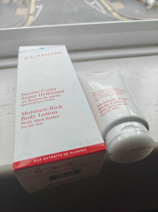 Лосиони за тяло clarins, cetaphil, aveeno