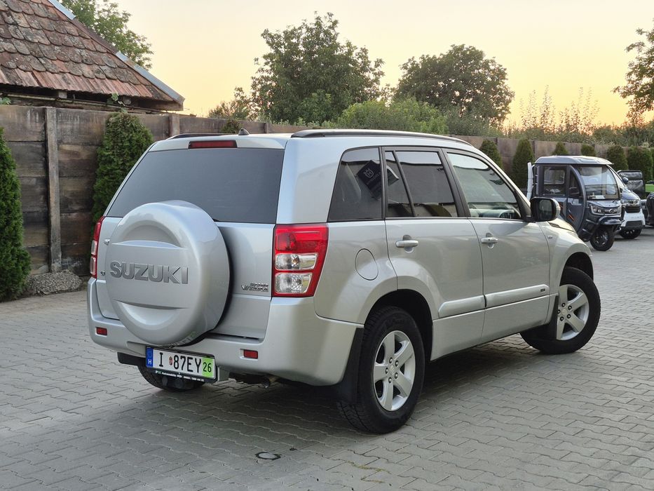 SUZUKI Vitara 2010 — imagine 2