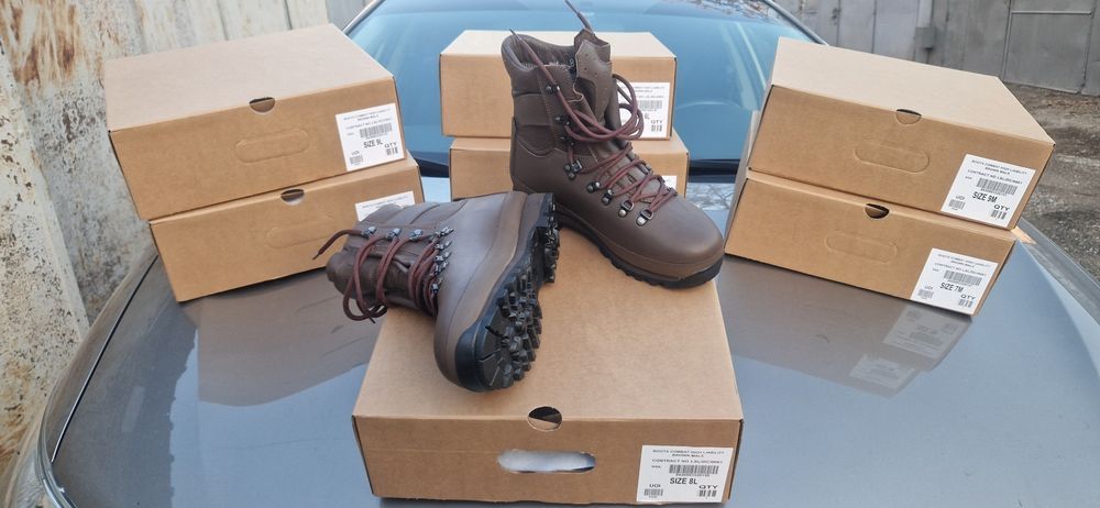 Bocanci maro iarna 39-44