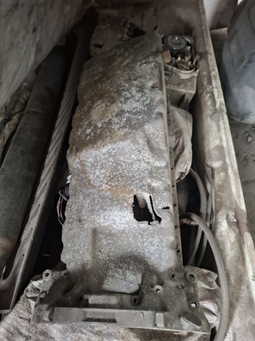 Спринтер запчасти разные