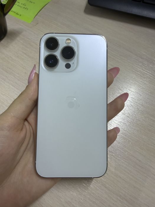 iPhone 13 про, 128 гб, серебристо-белый