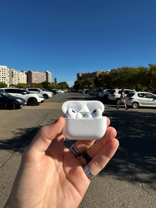 AirPods Pro 2, Noi