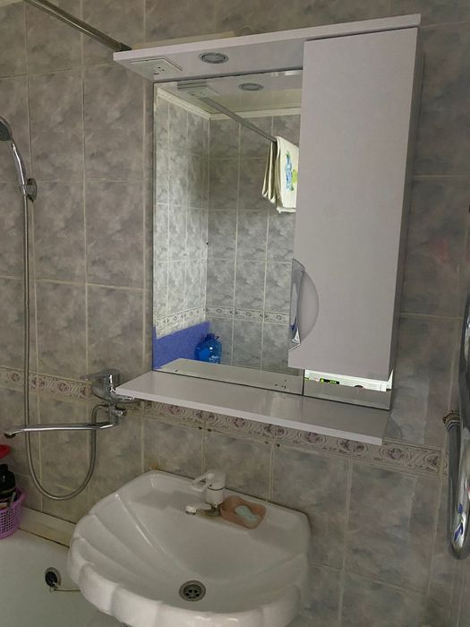 Продам 1 кв на 1 этаже Шанхай