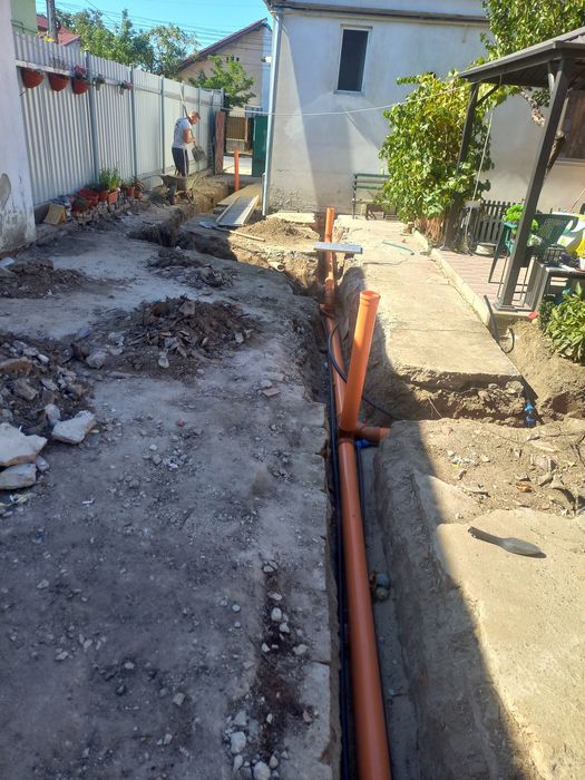 drenaje și canalizări, săpături cu utilaje