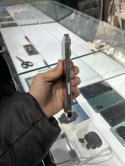 Ayfon 13 pro sotilasi