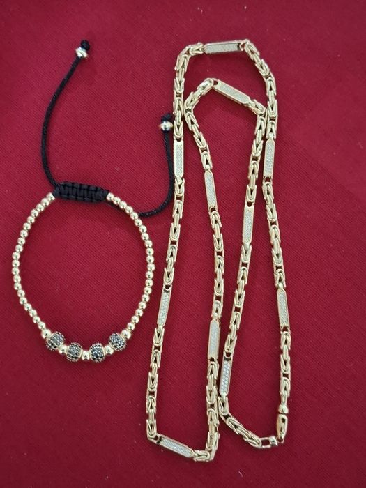 Vând set lănțișor 14k