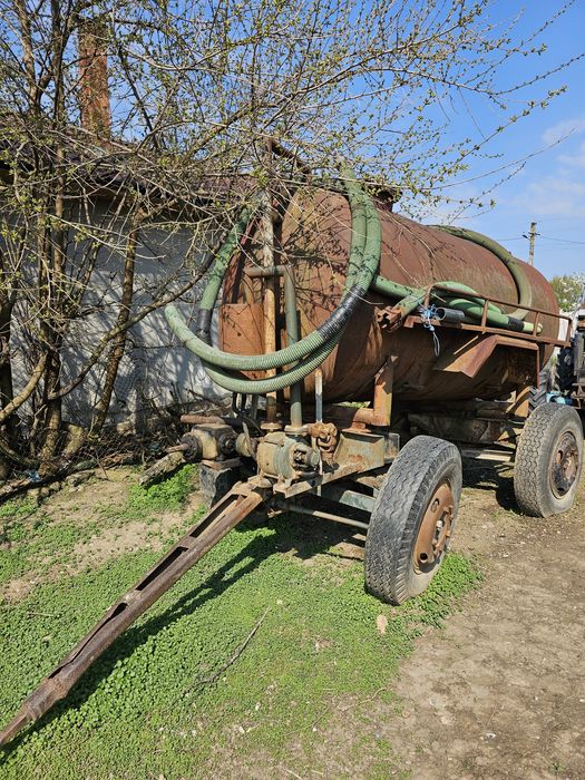 Cisterna 4300 l cu pompa de vid