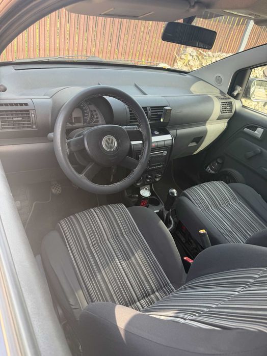 VW Fox 1.2 Benzină 55 CP | 2005 | AC | Servo | 269.000 km