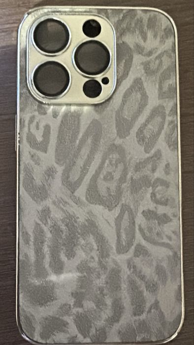 Чехлы на айфон 13 pro