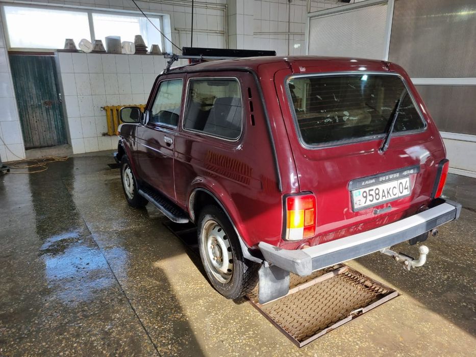 Автомобиль нива 2121