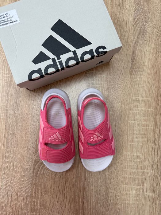 Adidas сандали за момиче, размер 27