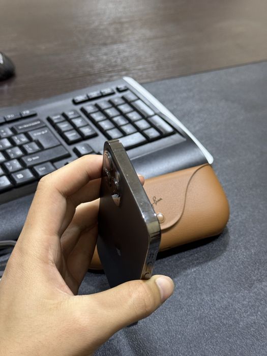 iPhone 12 pro,256gb, 100 emkost alishgan (uselinniy), ekran alishgan