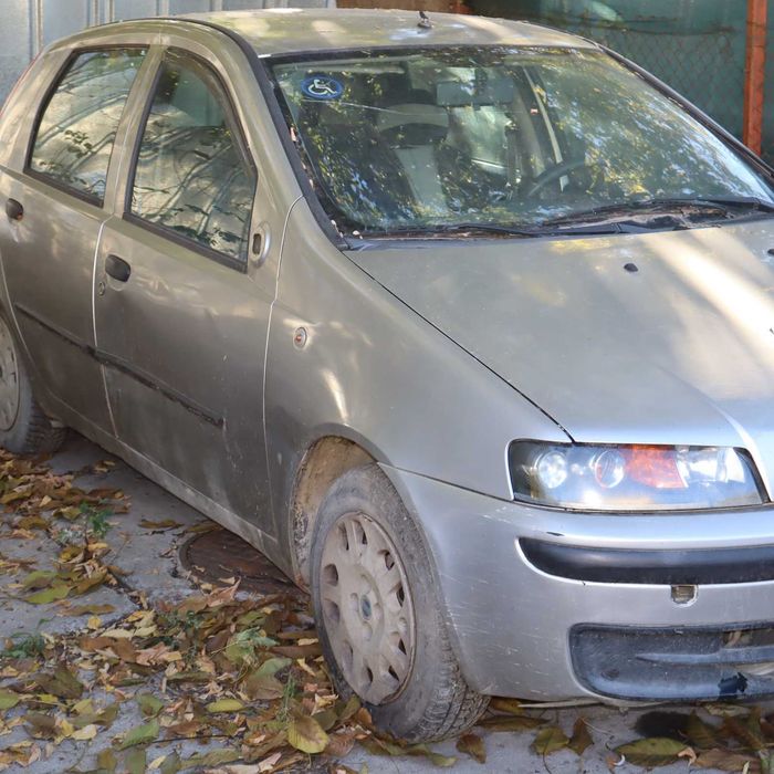 Фиат Пунто 1.2 8в 60 к.с.2001 год.Само на части