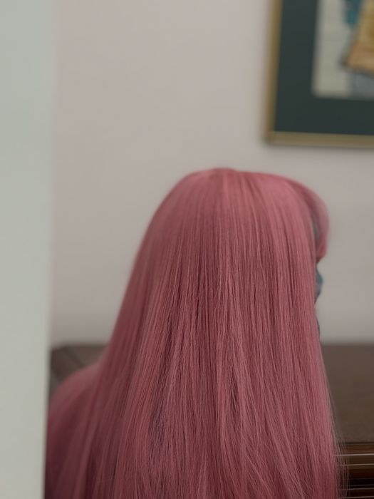 Парик розовый, длинный, новый!